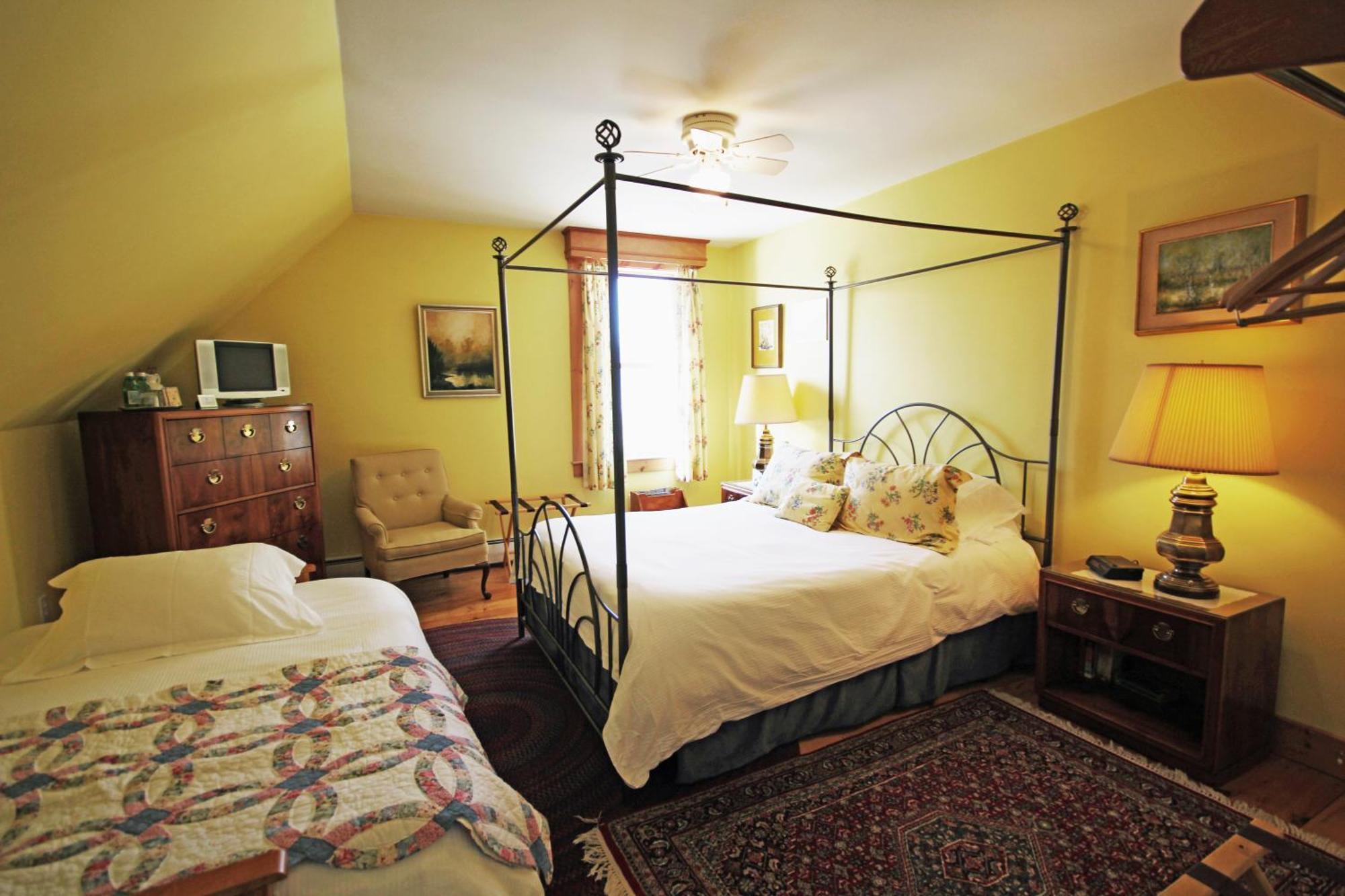 Highland Lake Inn Andover Chambre photo